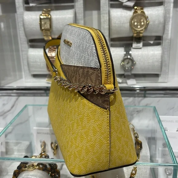 Michael Kors Jet Set Travel Medium Color-Block Signature Logo Dome Crossbody Bag - Picture 3 of 16